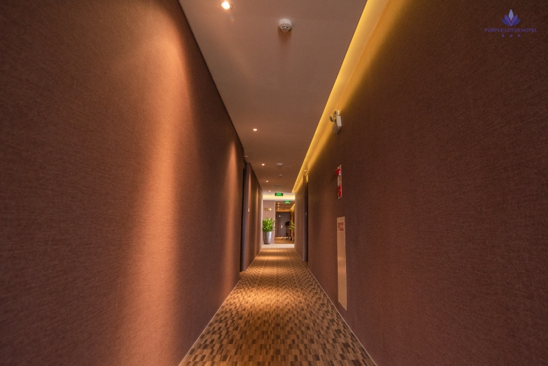 Quy trình phục vụ phòng tại Lotus Hotel đầy đủ quy trình giống như khách sạn 4 - 5 sao
