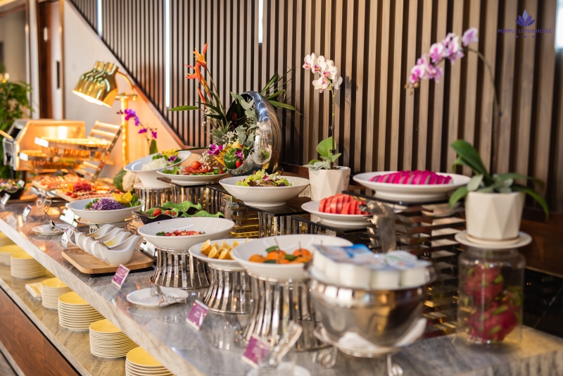 Thực đơn buffet sáng cho du khách tại khách sạn tạo không gian giao lưu khách hàng