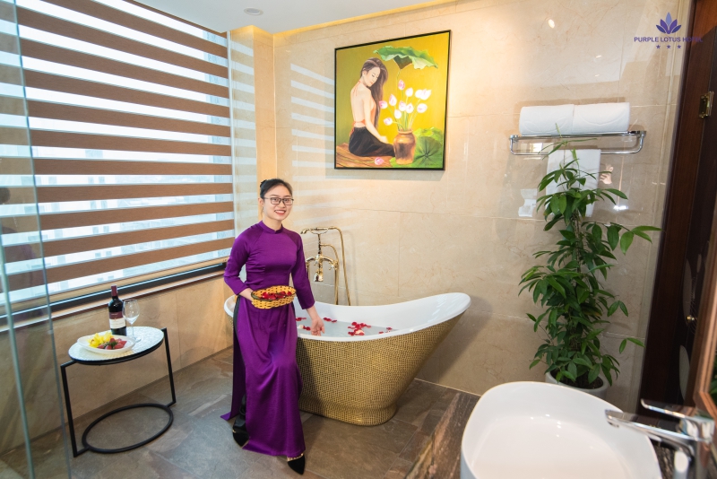 Ưu điểm khách sạn Lotus Hải Dương được có đội ngũ nhân viên trẻ trung đầy kinh nghiệm